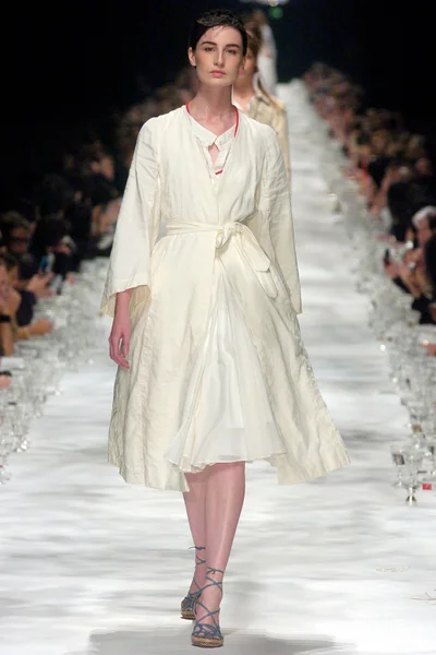Look 5